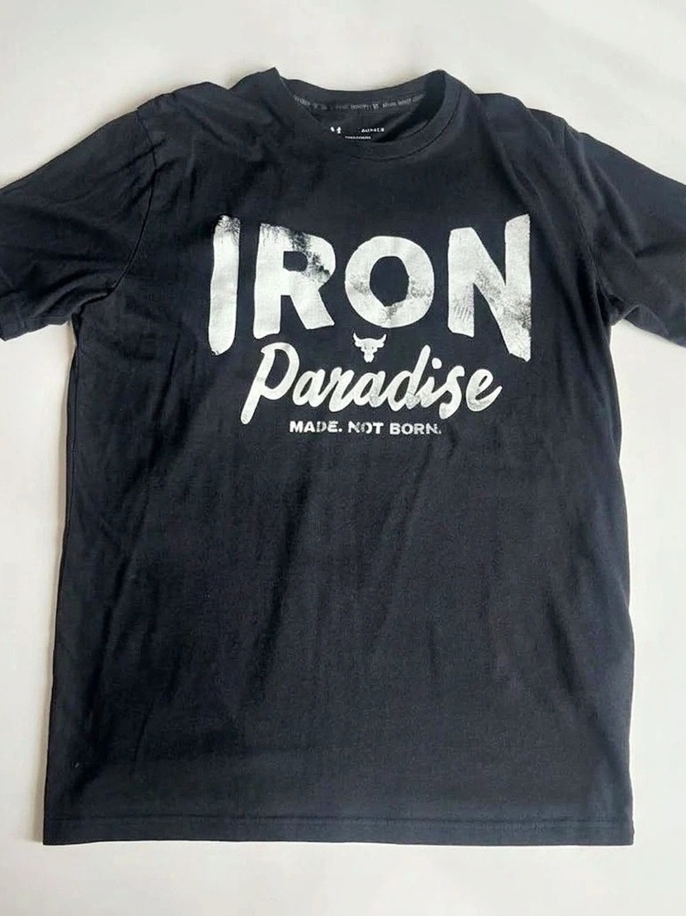 Under Armour Project Rock Iron Paradise T-Shirt - men’s Medium